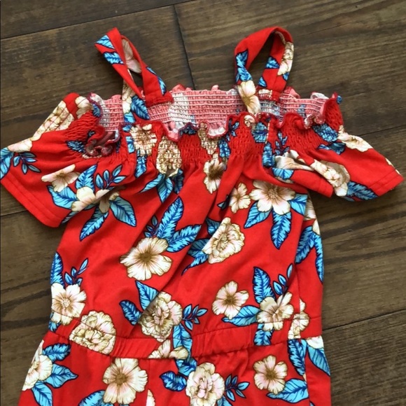 Three items girls great condition preowned - Picture 7 of 9